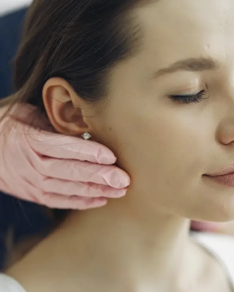 Gentle facial care treatment